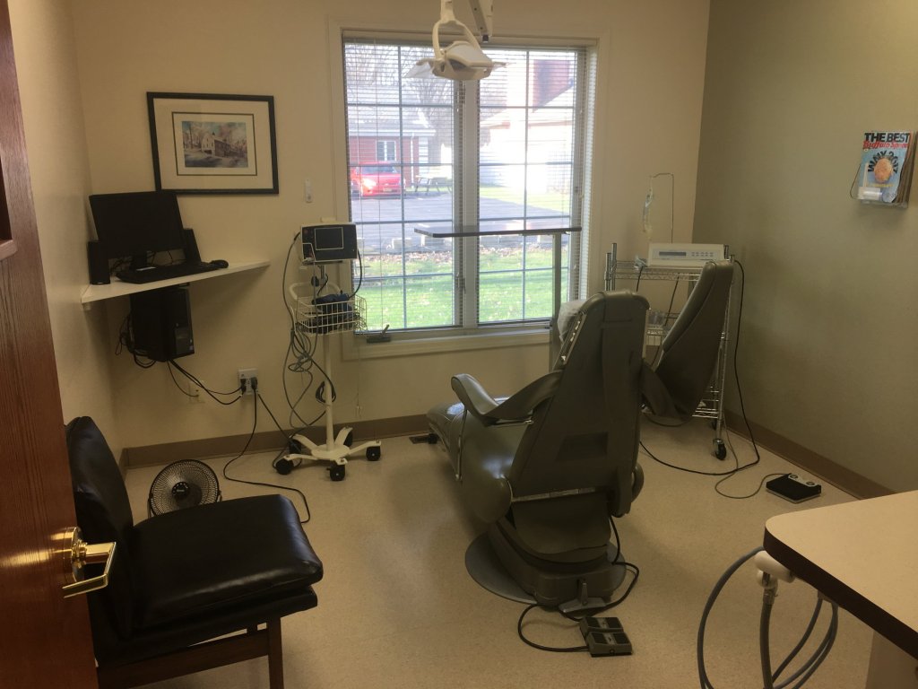 Exam room at {PRACTIE_NAME}