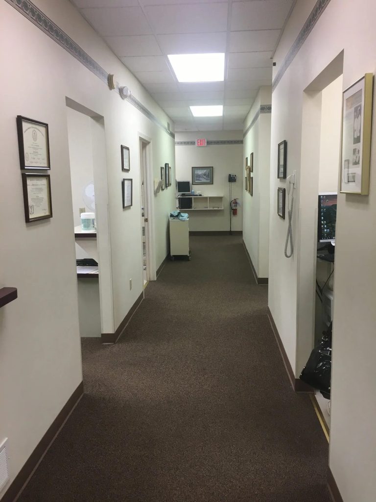 Tonawanda Office Liiving room3